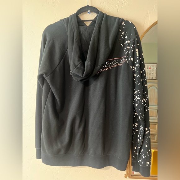 Nike Women Black Hoodie with Terry Cloth Pocket 
Size Large - Picture 7 of 13
